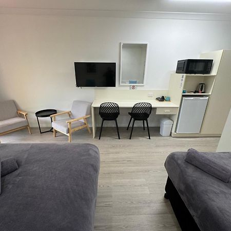 Mareeba Motor Inn Экстерьер фото