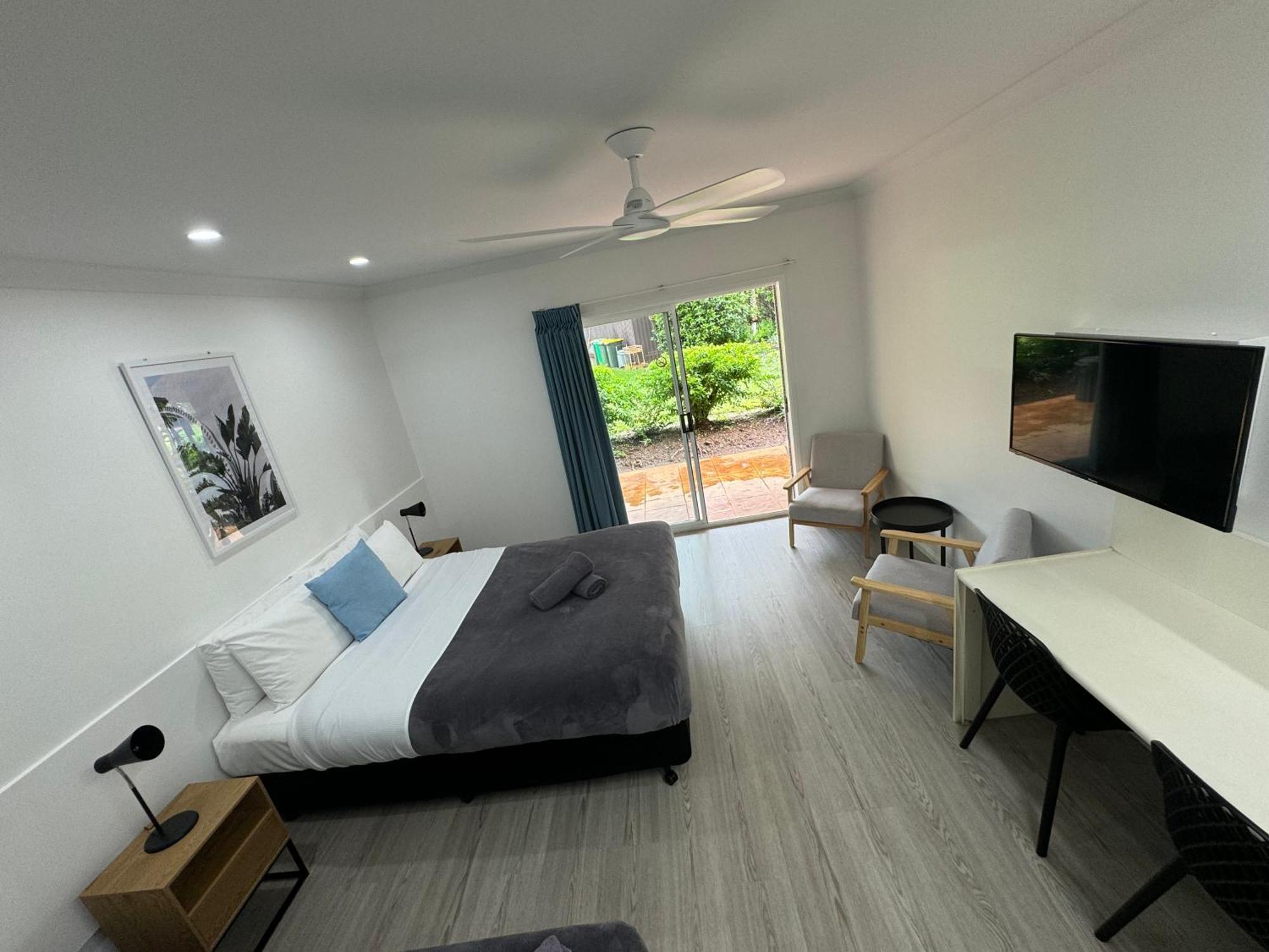 Mareeba Motor Inn Экстерьер фото