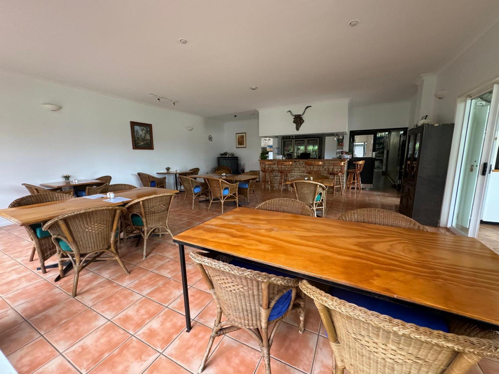 Mareeba Motor Inn Экстерьер фото